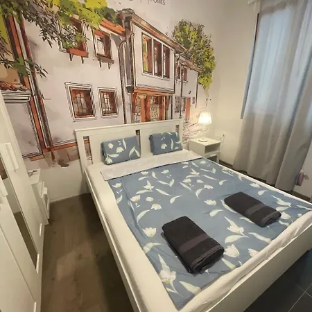 Center 2-br With Lovely Outdoor Area דירה פלובדיב