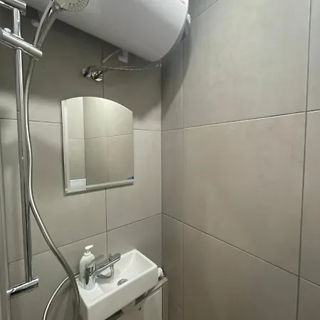 דירה Center 2-br With Lovely Outdoor Area *