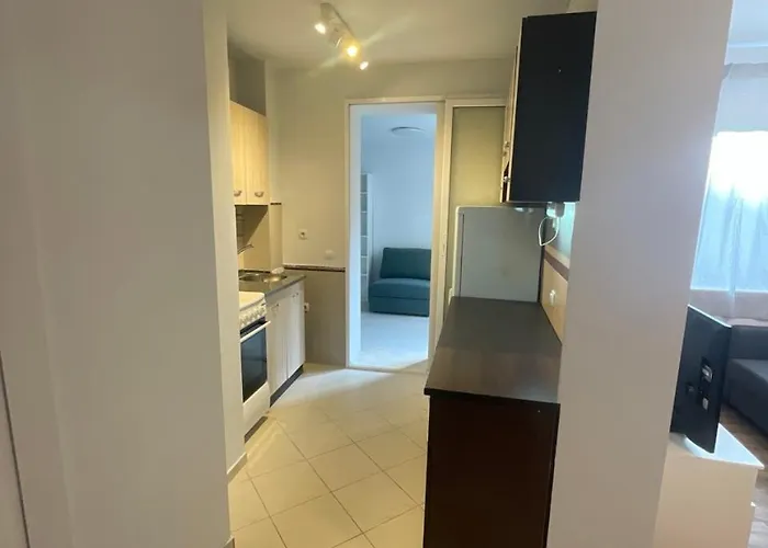 Apartamento Center 2-br With Lovely Outdoor Area *